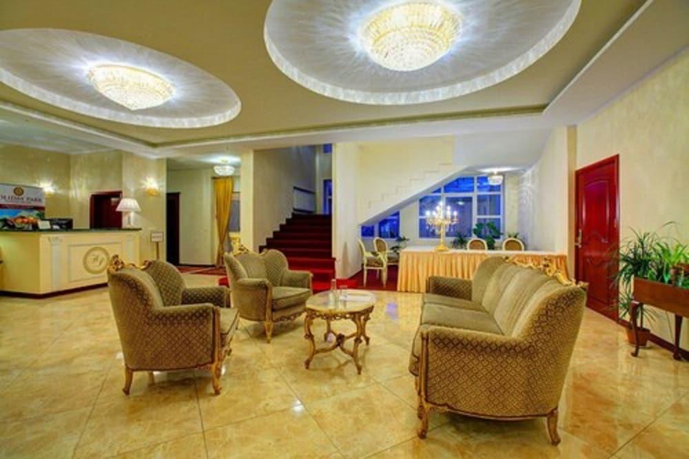 Hotel Holiday Park Varšava