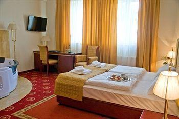 Hotel Hotel Holiday Park Warsaw